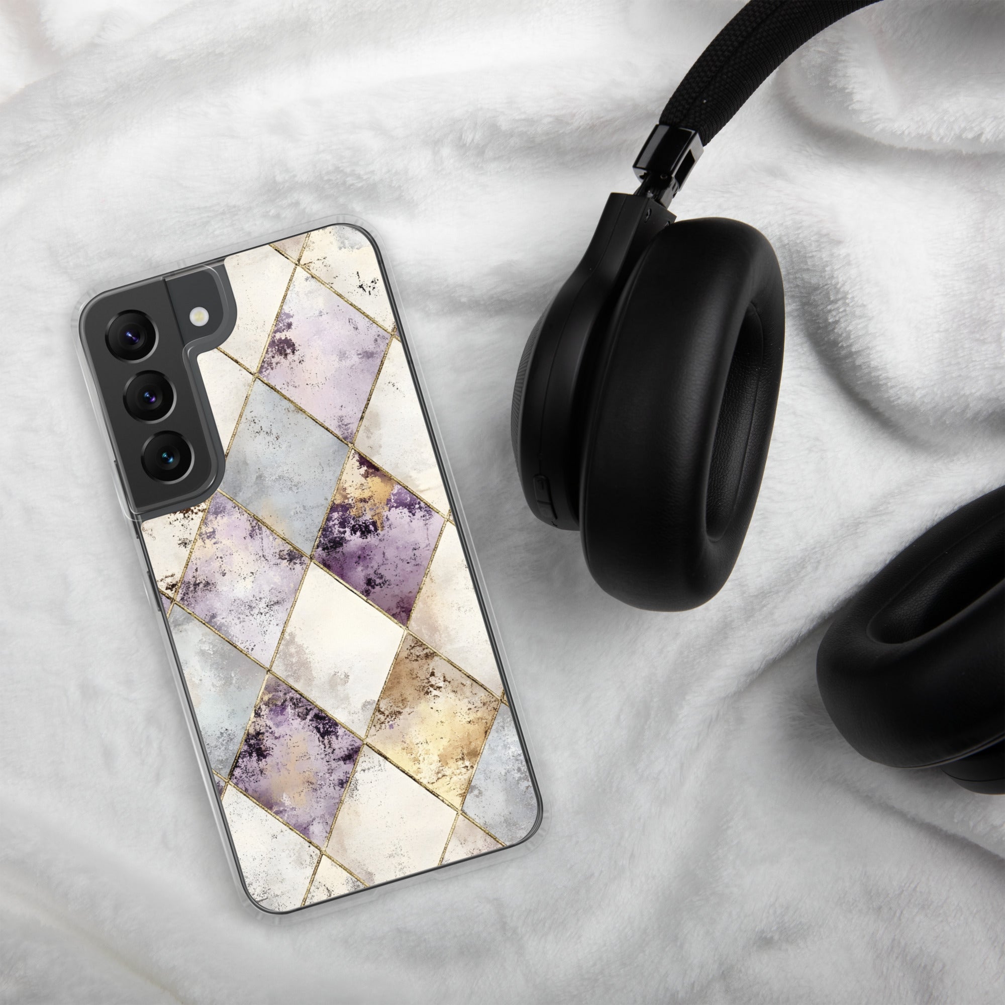 Golden Harlequin Damask Clear Case for Samsung Galaxy S22 – Elegant Geometric Gold Pattern Protective Cover