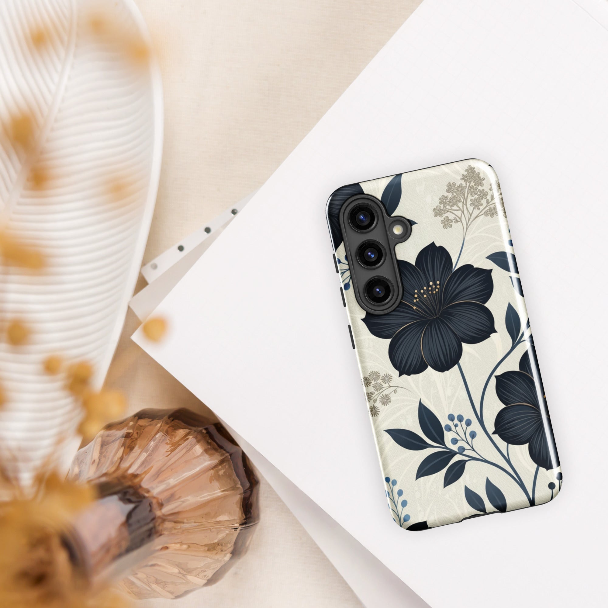 Elegant Blue Floral Tough Case for Samsung Galaxy S24