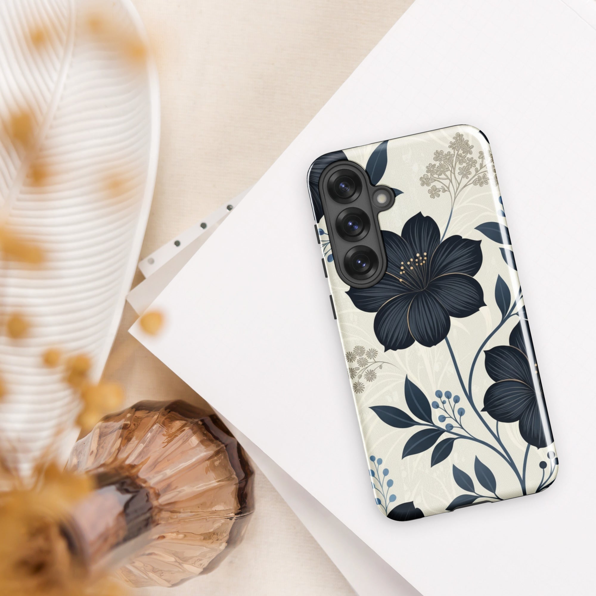 Elegant Blue Floral Tough Case for Samsung Galaxy S25 Plus